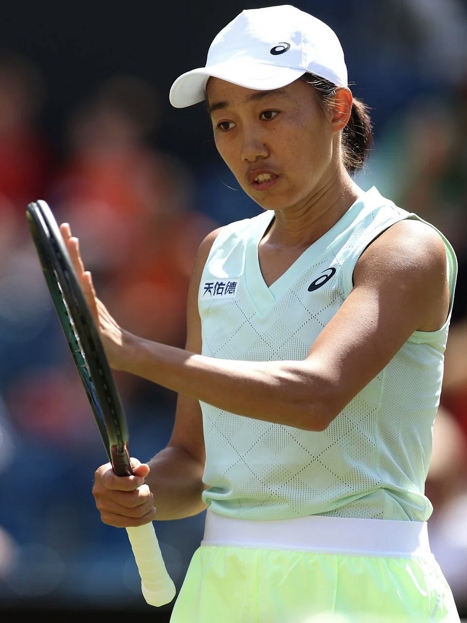 足球风云再起，女将们勇夺头筹