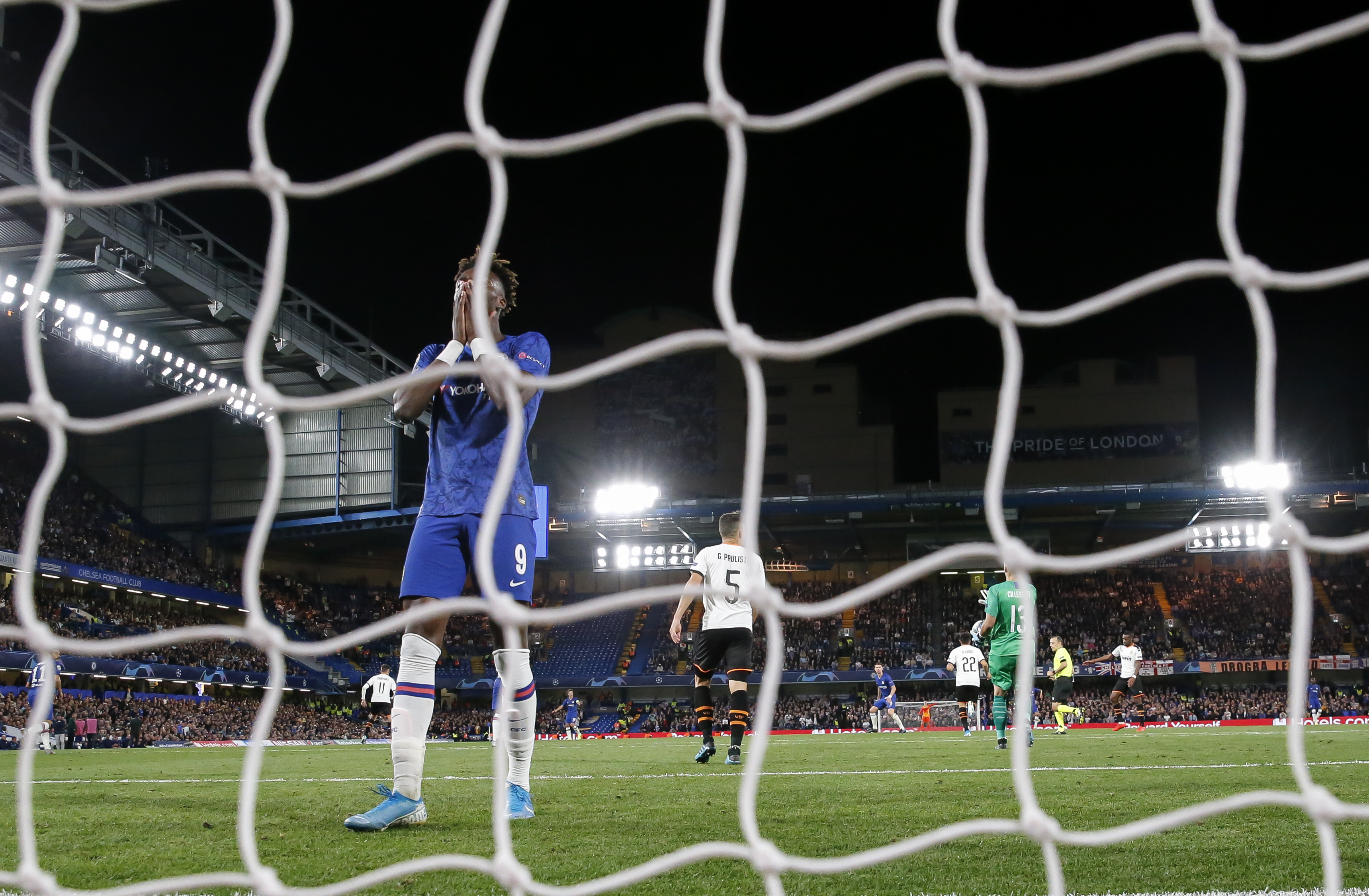 索菲亚火车头主场不敌巴伦西亚，遭遇失利的简单介绍