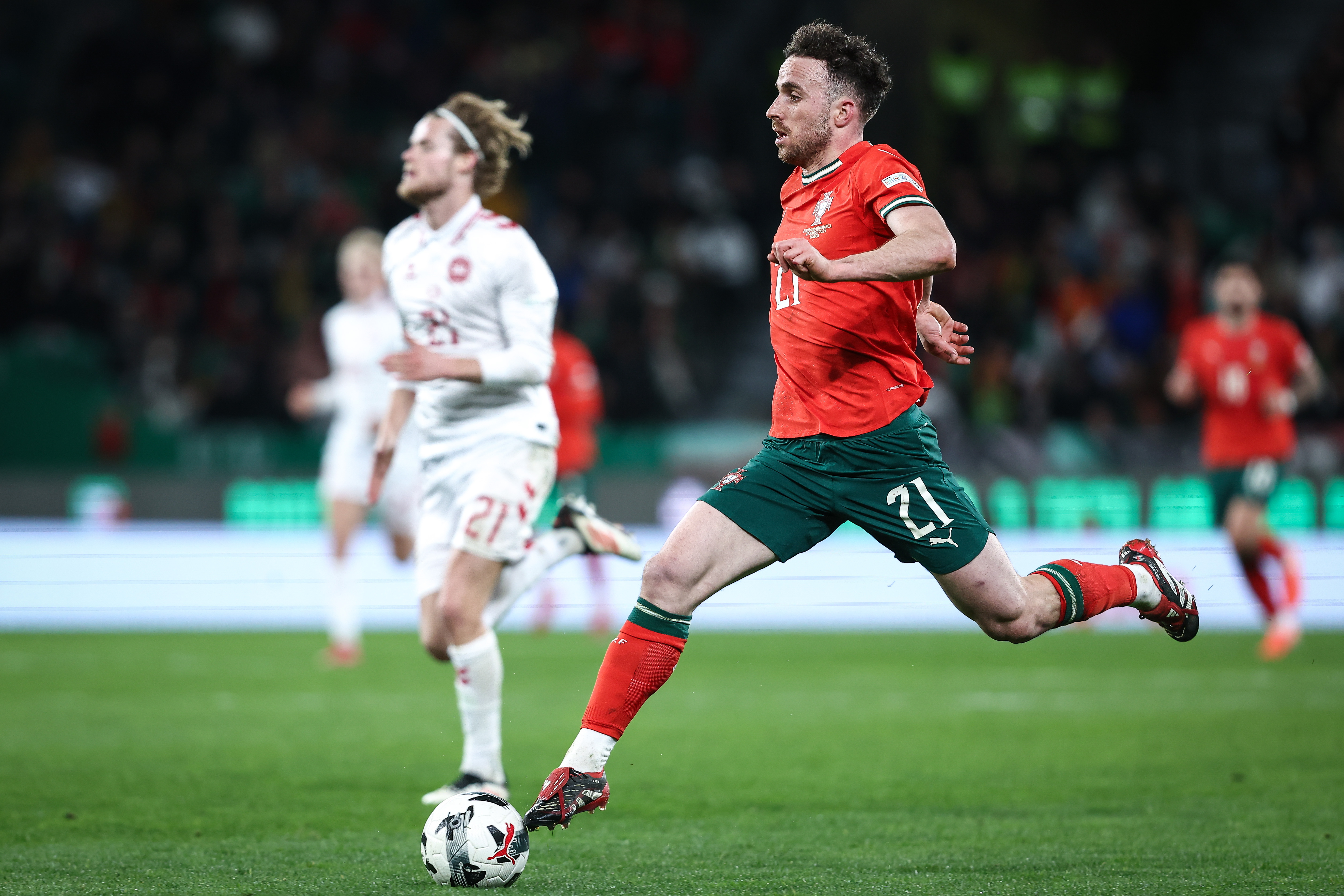 欧国联比赛中一场备受关注的焦点比赛