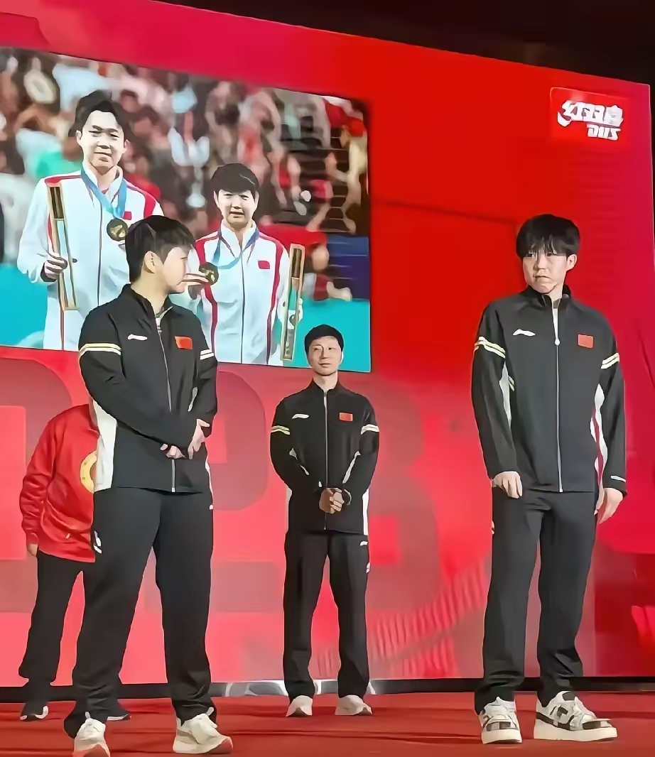 本土球星斩获双料殊荣，荣耀加身的简单介绍