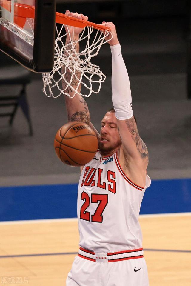 九游体育网页版-莱万特绝杀惊险获胜，全队士气大振的简单介绍