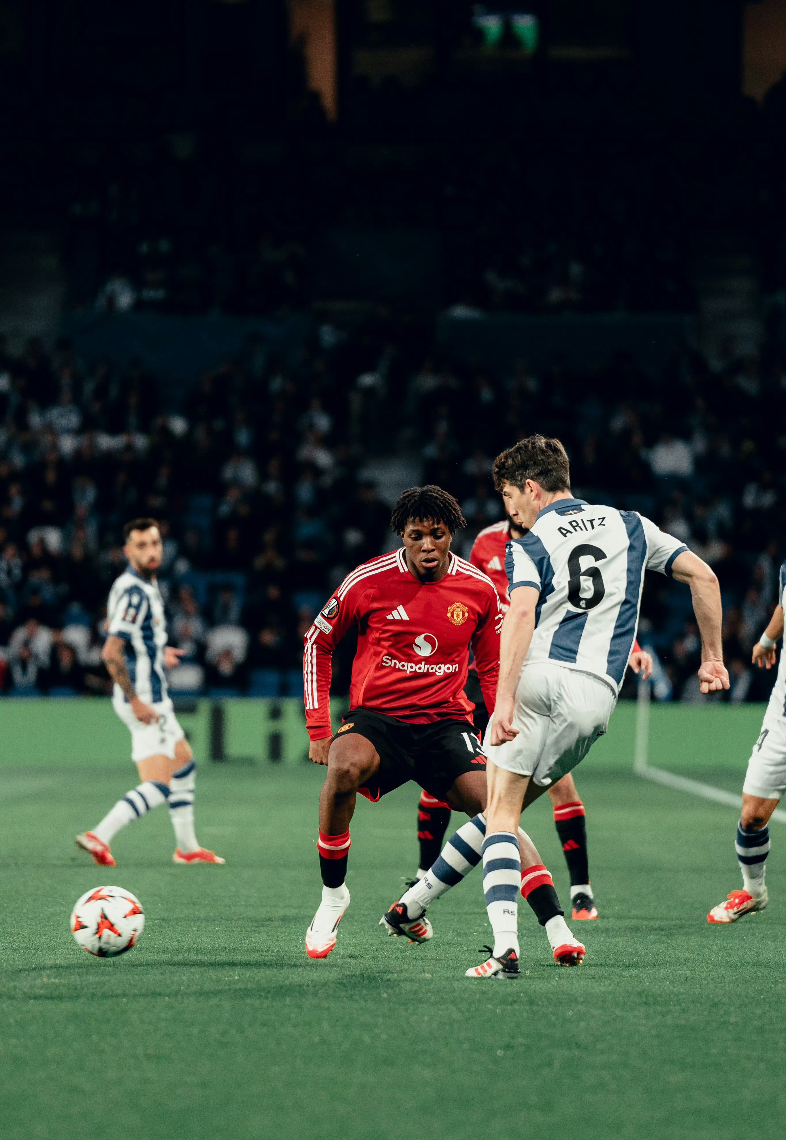 决战定胜负！两队将在赛场上较量