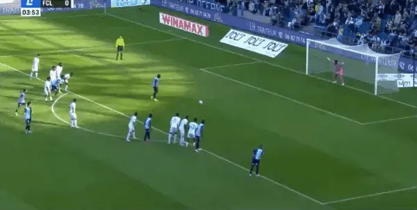 九游体育中国官网-包含阿雅克肖队在对阵勒阿弗尔队的激烈比赛中胜出的词条