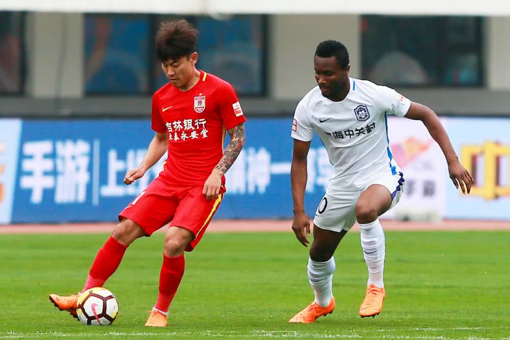 中场核心表现出色,指挥附加炙手可热备受关注的简单介绍 中场核心表现出色,指挥附加炙手可热备受关注的简单介绍