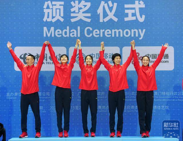 女子击剑选手领先一筹，雄踞榜首