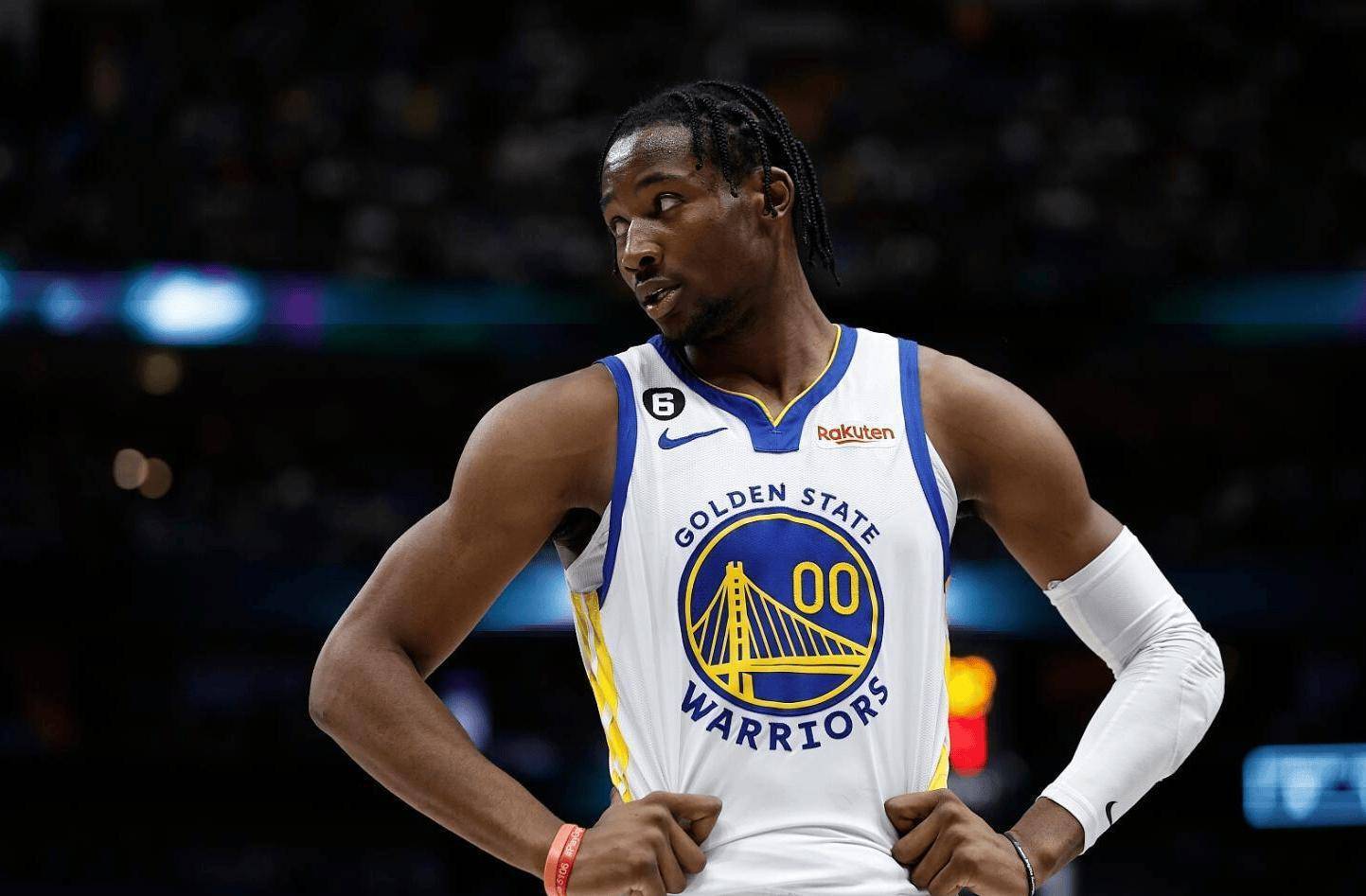 九游体育官方入口-开拓者内讧事件曝光，球队管理层面临挑战的简单介绍