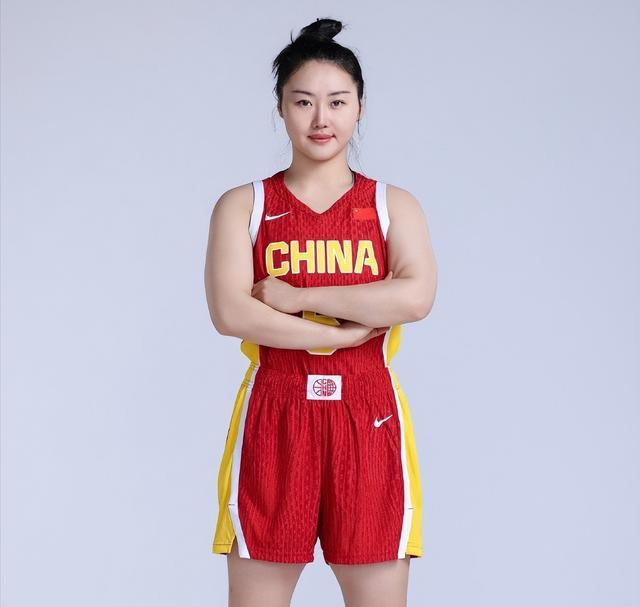 包含江苏南京女篮力克新疆，取得关键胜利的词条