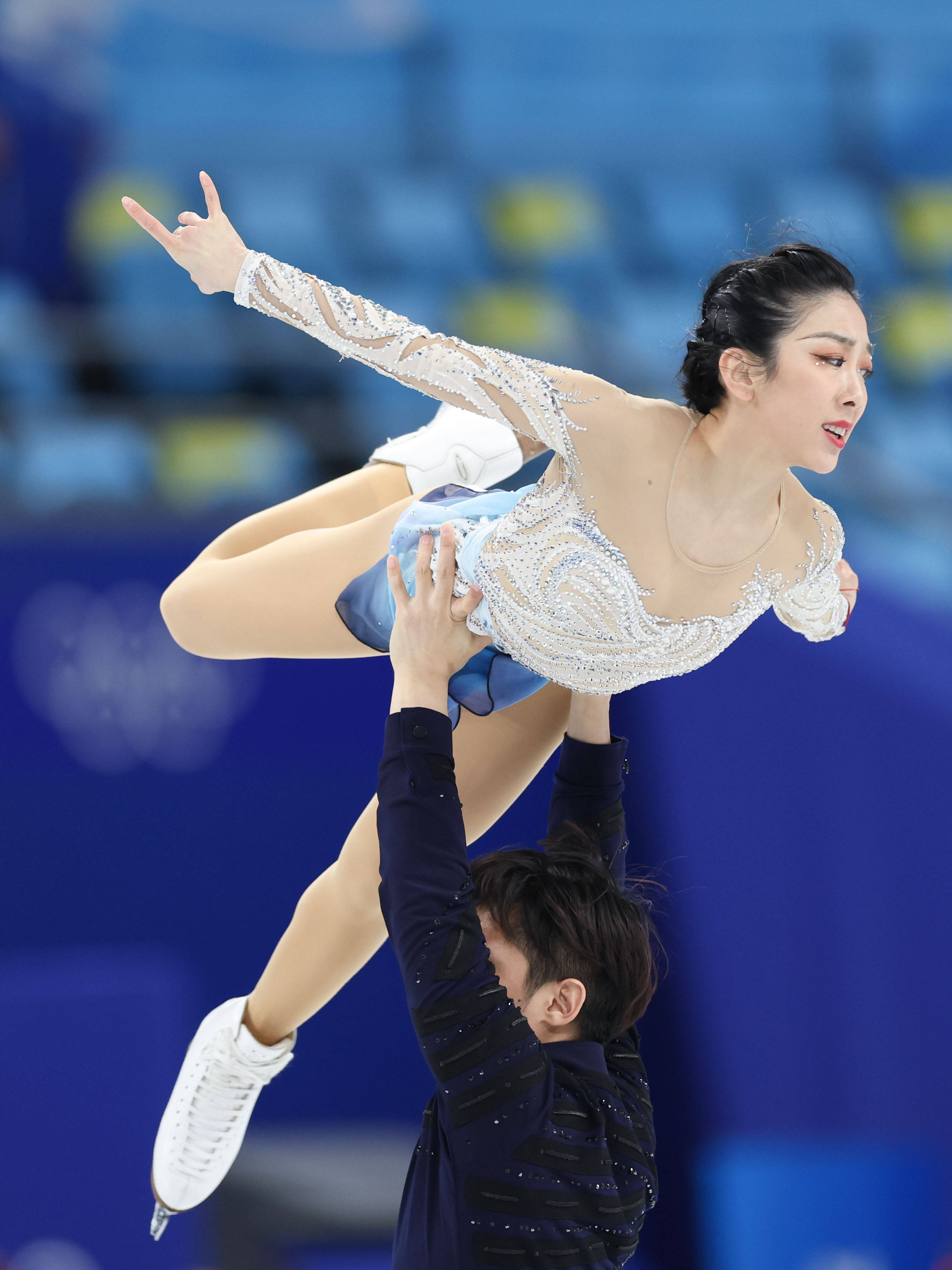 花样滑冰项目中国选手夺冠